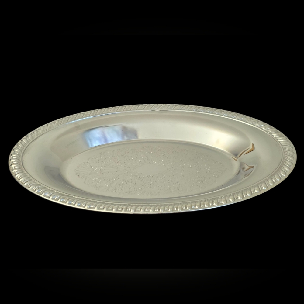 VINTAGE SHELTON WARE NYC OVAL EMBOSSED CHROME SERVING TRAY PLATTER 11 1/2"L